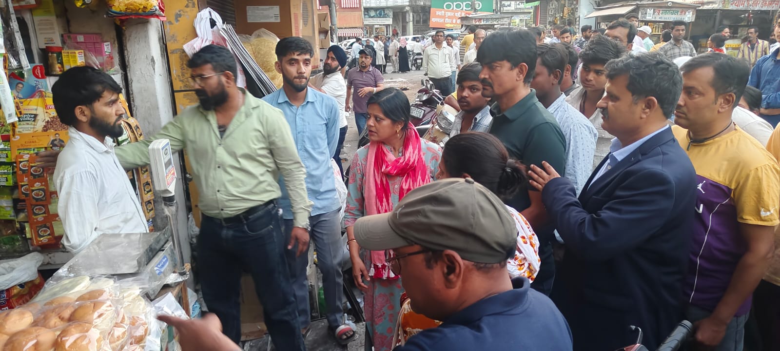 हल्द्वानी: अतिक्रमण और गंदगी के खिलाफ नगर निगम और प्रशासन ने चलाया अभियान, 10 हजार के काटे चालान