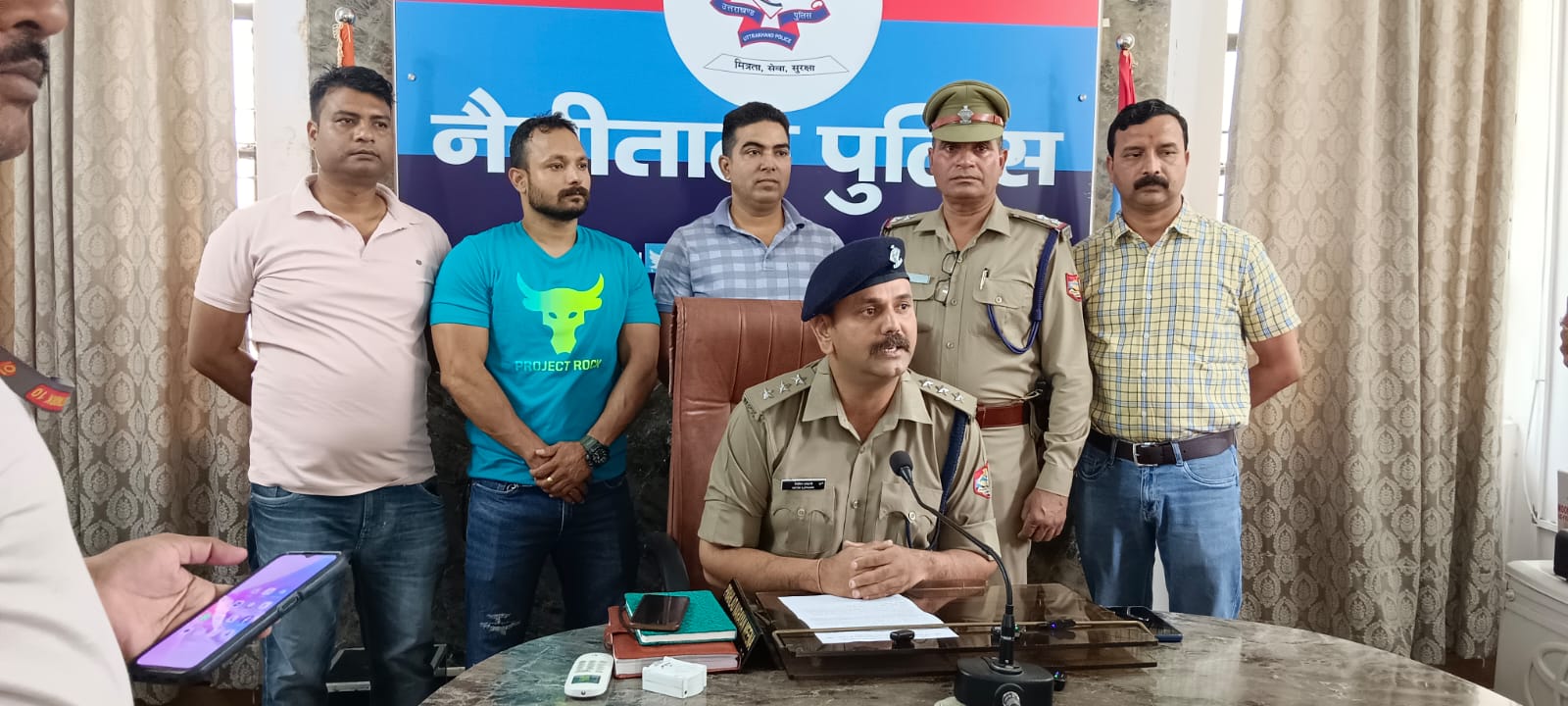 उत्तराखंड हल्द्वानी: पुलिस और एसओजी की संयुक्त कार्रवाई में नकली शराब का भंडाफोड़, दो गिरफ्तार