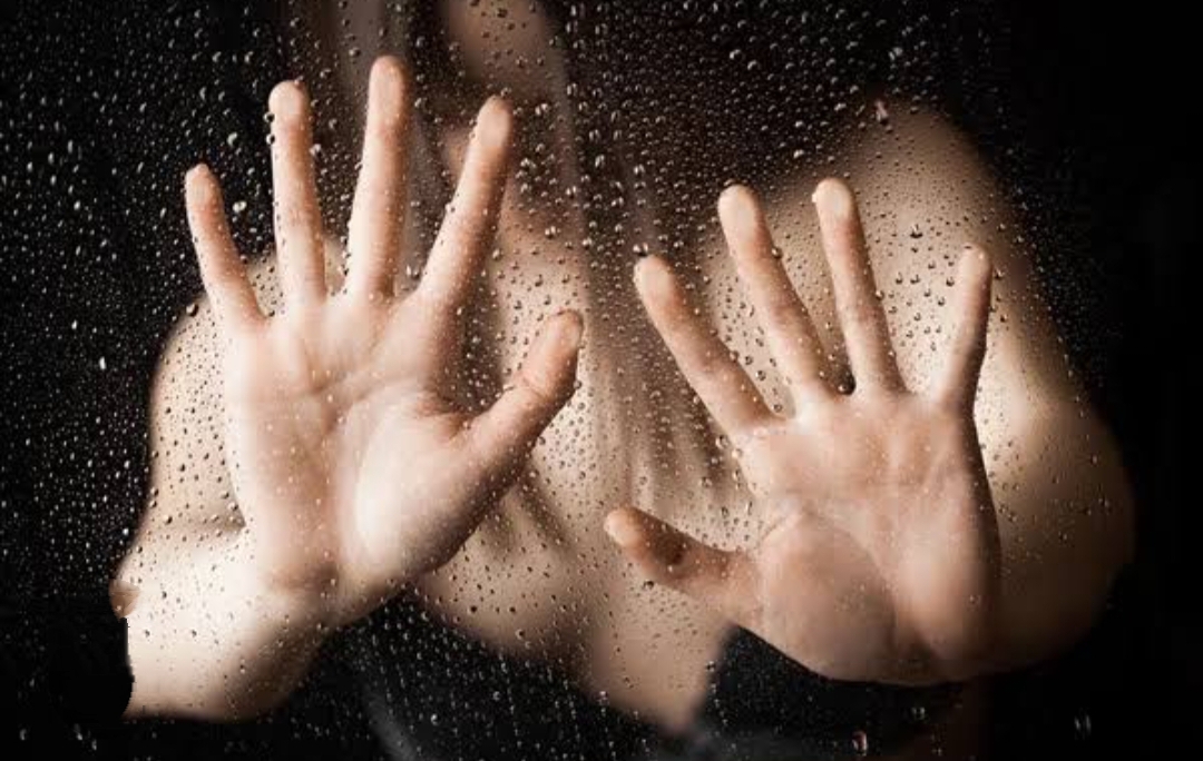 उत्तराखंड देहरादून:रिटायर्ड फौजी के सिर सवार हुई हैवानियत, अपनी ही नाबालिग बेटी का कर रहा था दुष्कर्म, गिरफ्तार