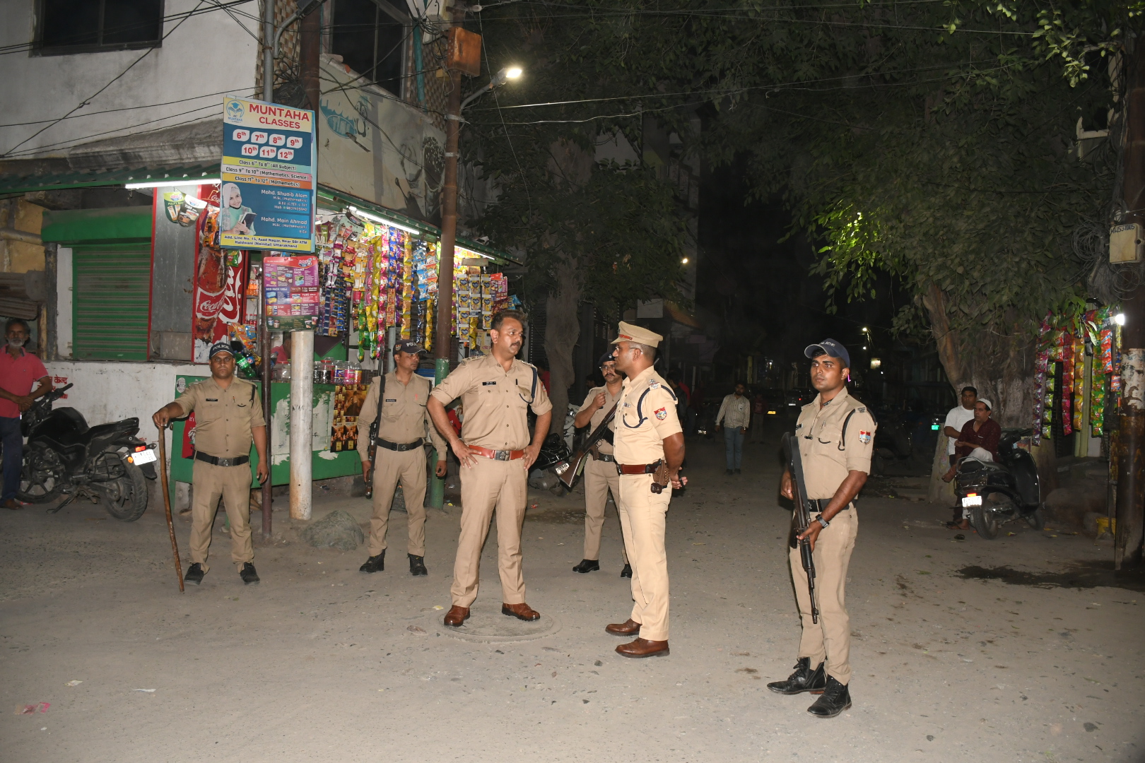 उत्तराखंड हल्द्वाउत्तराखंड हल्द्वानी: हर स्थिति से निपटने को तैयार नैनीताल पुलिस, संवेदनशील और सार्वजनिक स्थानों पर बढ़ाई निगरानी