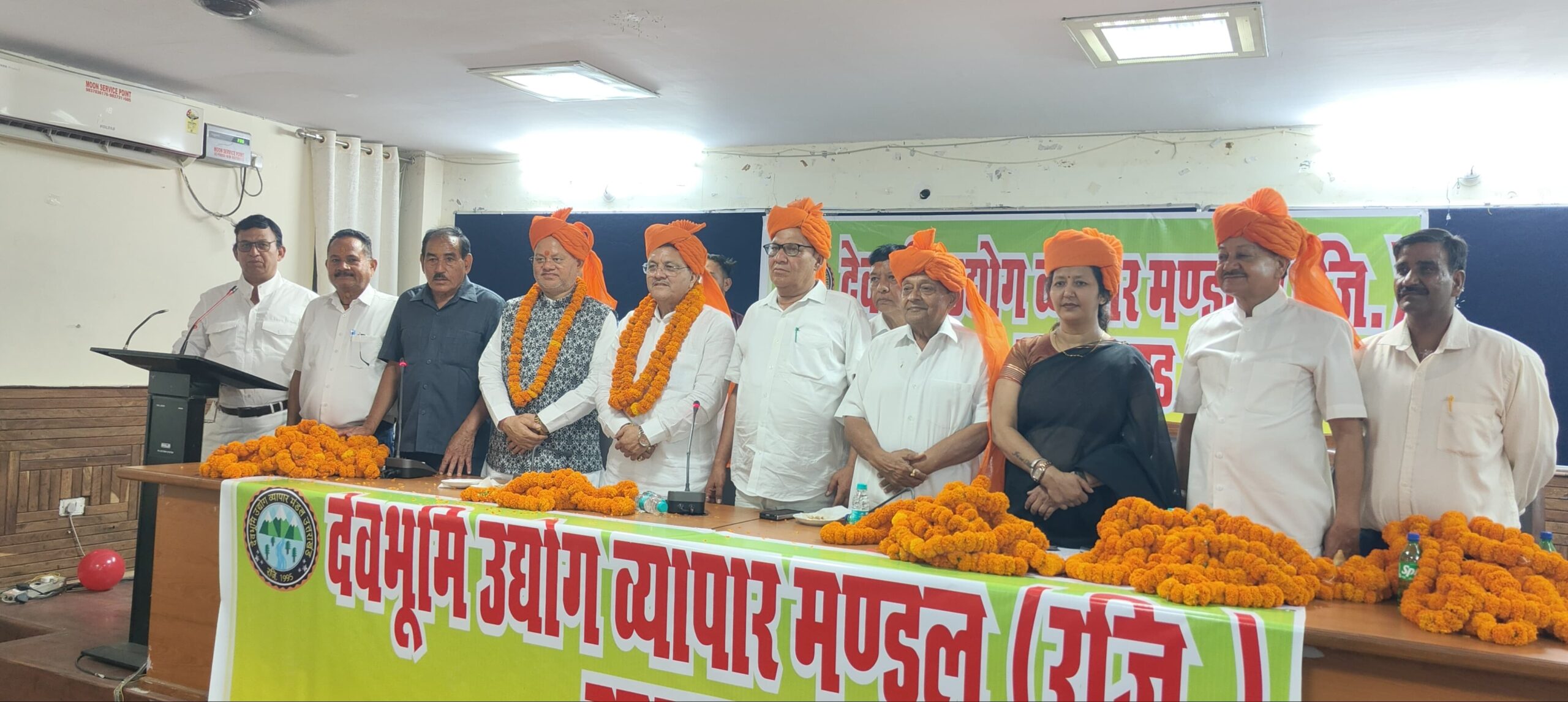 उत्तराखंड हल्द्वानी: देवभूमि उद्योग व्यापार मंडल ने मेयर और दायित्व धारियों का किया सम्मान