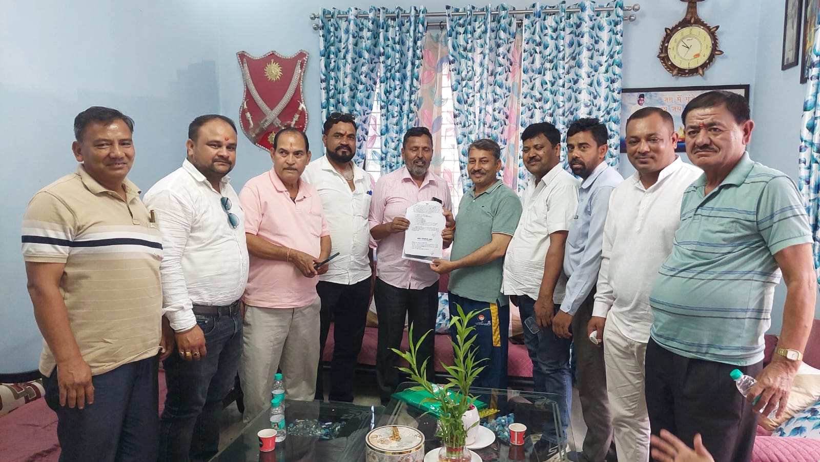 उत्तराखंड हल्द्वानी: मालिकाना हक को लेकर जिलाध्यक्ष से मिले दमुवादूंगा क्षेत्र के लोग