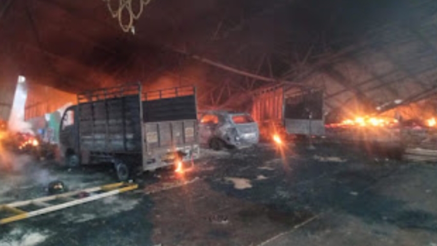 उत्तराखंड: वेडिंग पॉइंट में लगी भीषण आग, चार वाहन जलकर हुए खाक…….