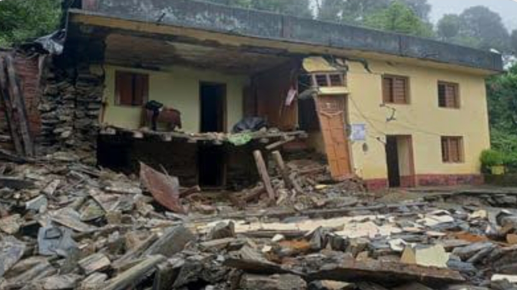 उत्तराखंड: आफत बनकर बरस रहे बदरा, अब बागेश्वर में मची तबाही…..