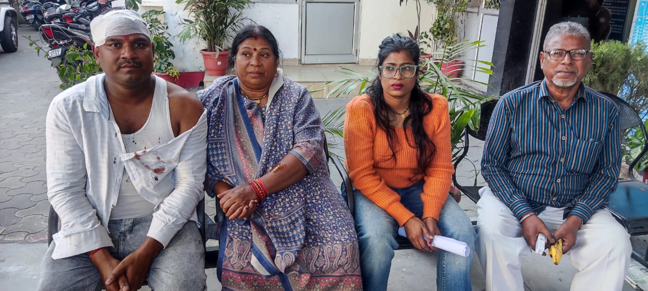 उत्तराखंडहल्द्वानी:- जजी परिसर में ही आपस में भिड़े दो पक्ष, ससुर ने दामाद का फोड़ा सिर……