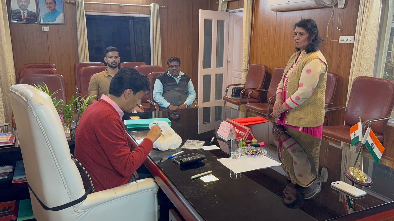 उत्तराखंडहल्द्वानी:-खराब आटे की शिकायत पर कुमाऊं कमिश्नर सख्त, दिए जांच के निर्देश………..