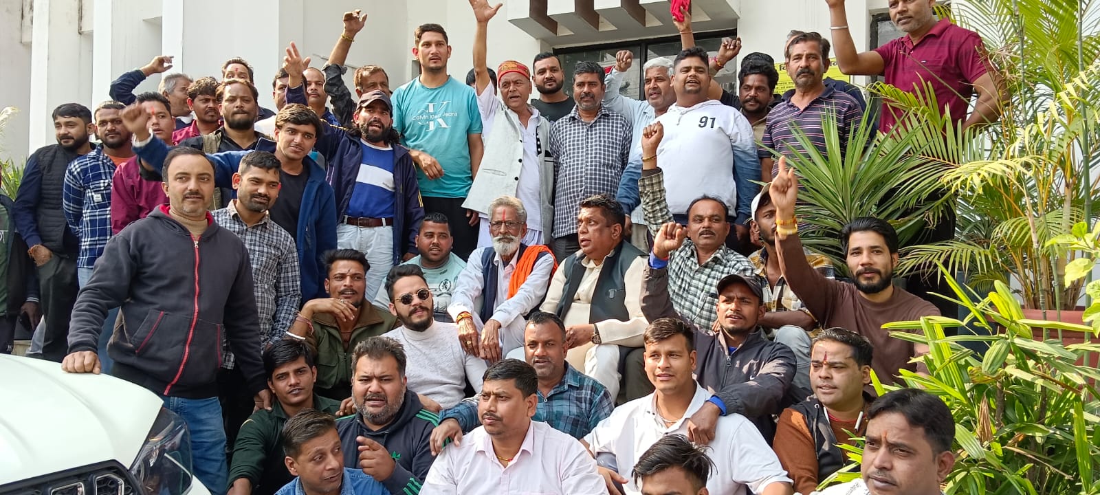 उत्तराखंडहल्द्वानी:- पुलिस उत्पीड़न के खिलाफ खिलाफ ठेला फड़ व्यवसायों में आक्रोश, नगर निगम प्रांगण में किया जोरदार प्रदर्शन……..