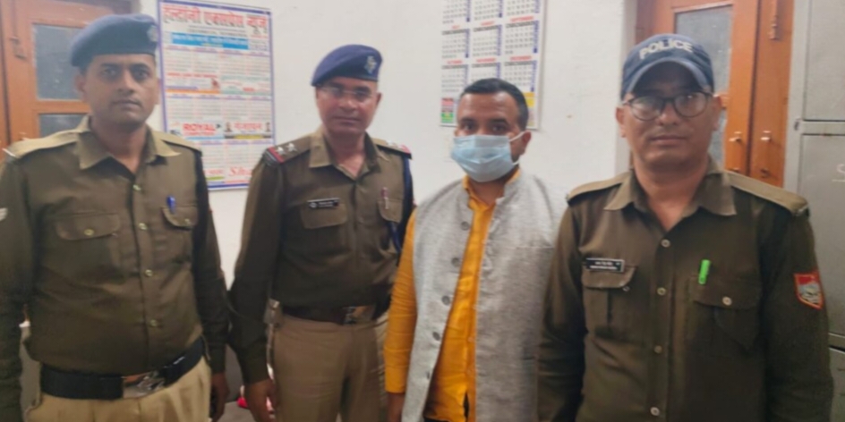उत्तराखंडहल्द्वानी:- हिंदूवादी नेता विपिन पांडे को पुलिस ने उठाया, कई मामलों में की जा रही पूछताछ…….