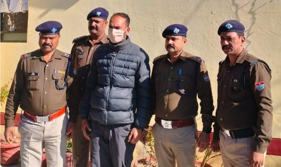 उत्तराखंडअल्मोड़ा:- विद्यालय परिसर में मिली 161 जैलेटिन ट्यूबों का पुलिस ने किया खुलासा, आरोपी गिरफ्तार…….. 
