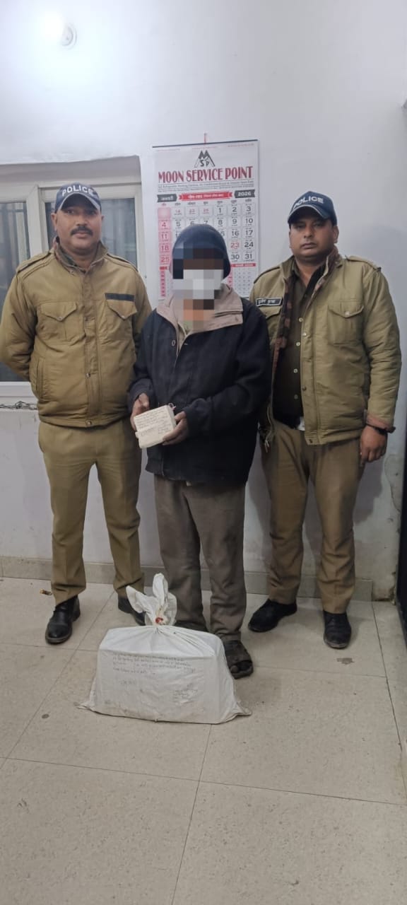 60 टेट्रा पैक देशी शराब के साथ देवालचौड़ का हरीश गिरफ्तार……..