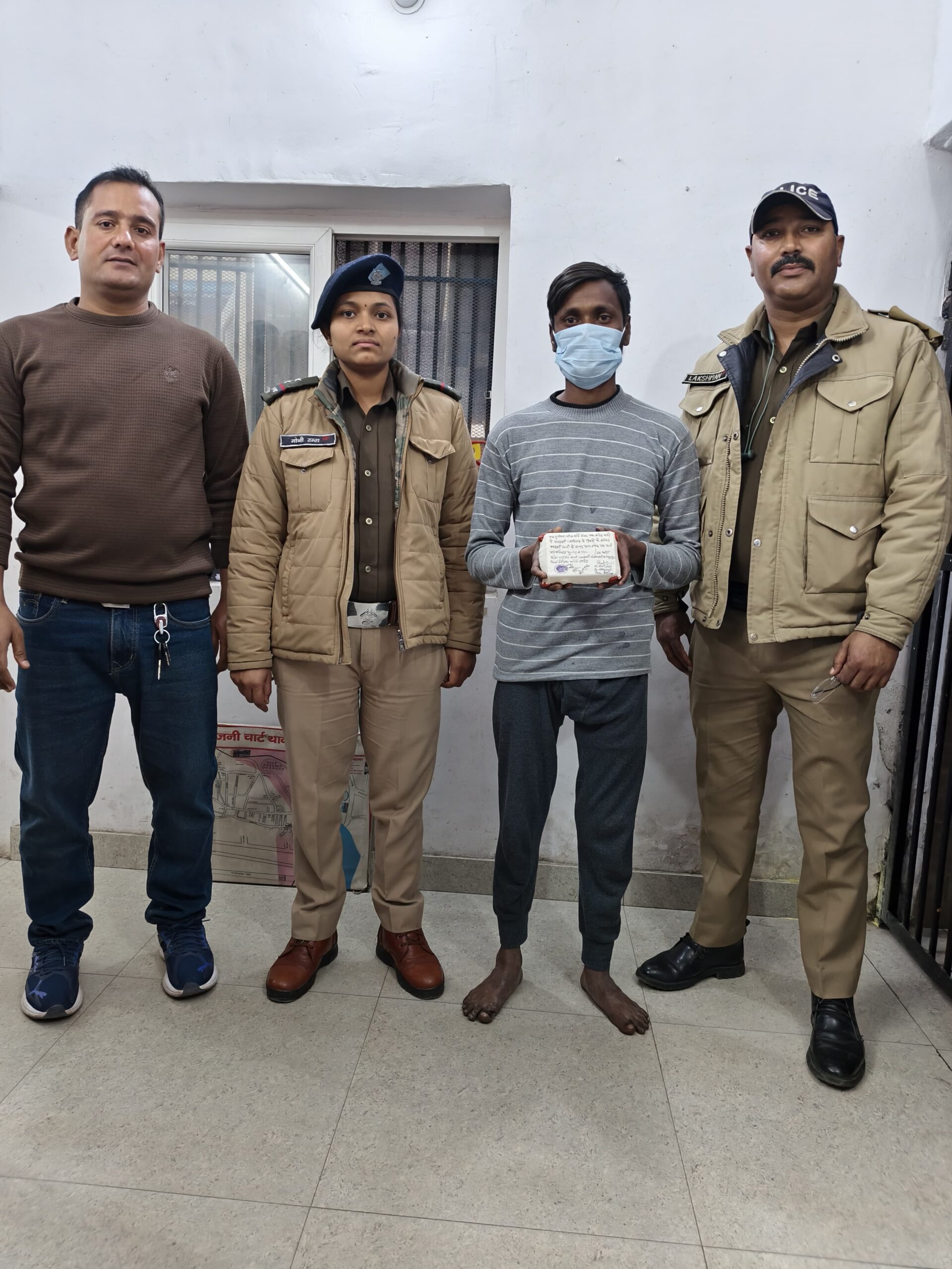 8.92 ग्राम स्मैक के साथ, तस्कर गिरफ्तार…….