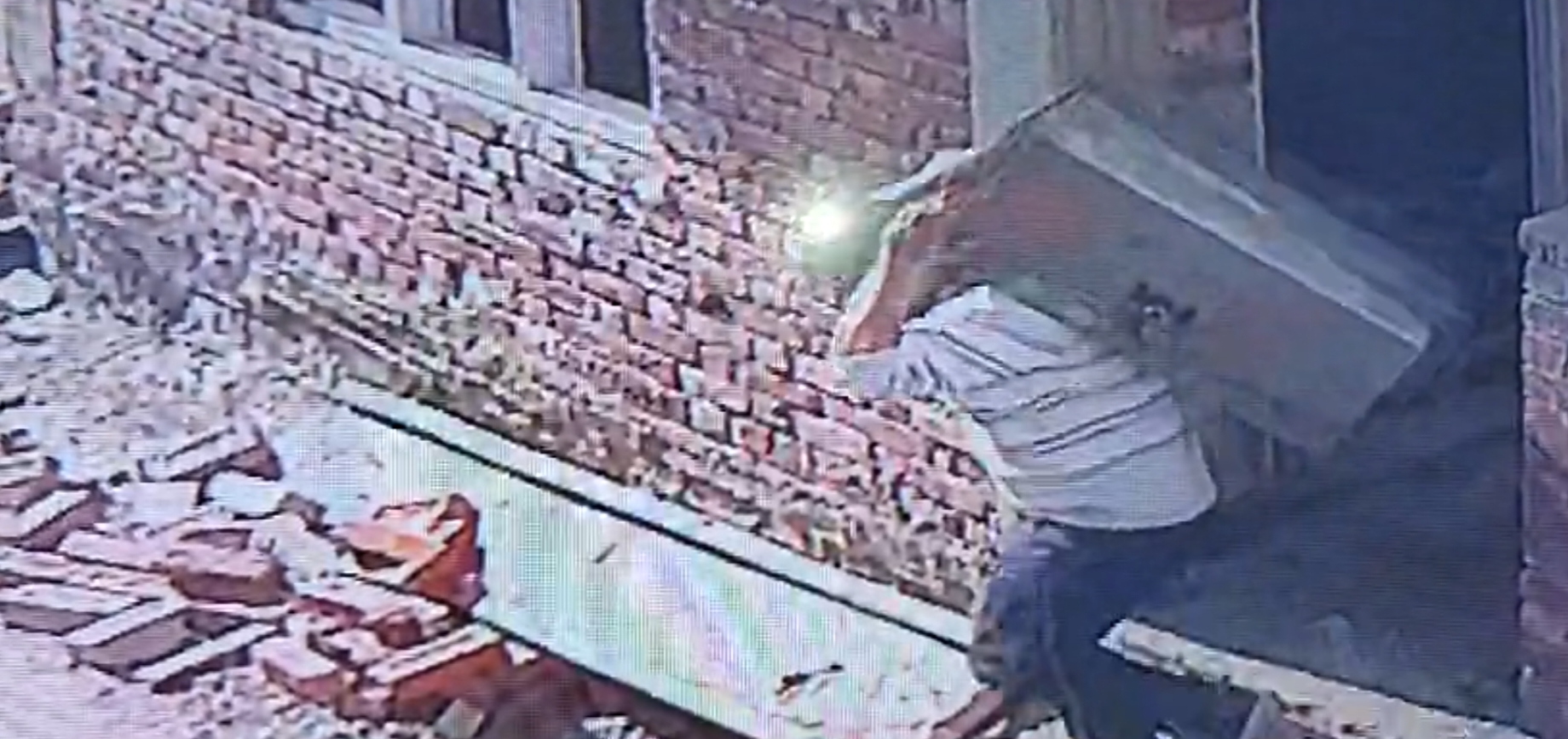 ब्रेकिंग:- देखें Video – किरायदार बनकर आया और, ले उड़ा जेवर और रुपयों का बक्सा…….