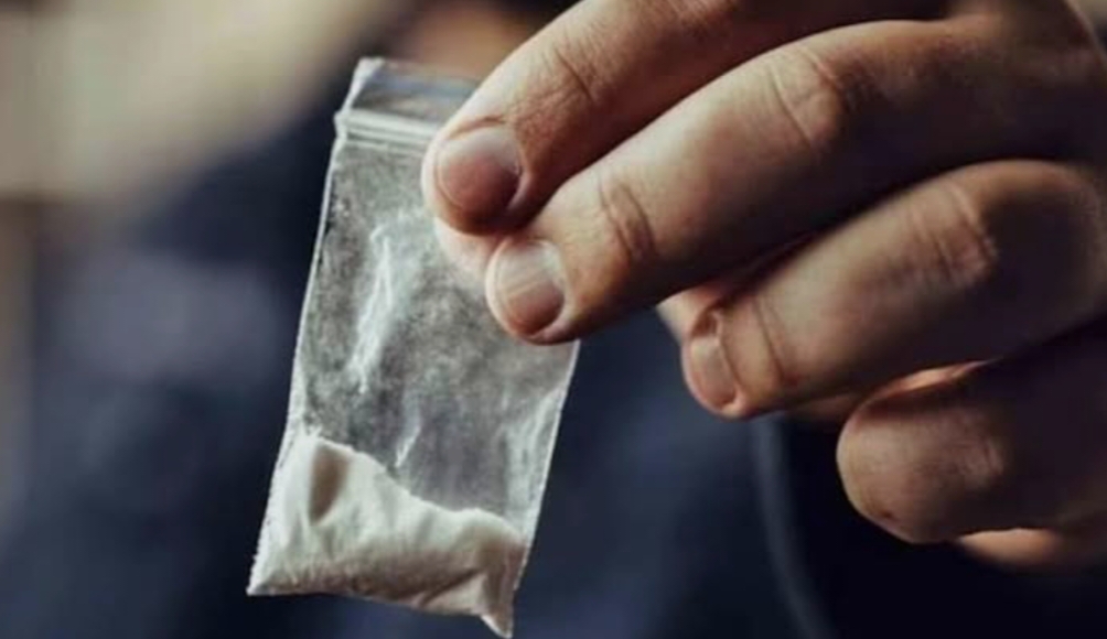 माता पिता ही करा रहे थे नाबालिग से ड्रग्स की तस्करी, पुलिस ने किया मुकदमा दर्ज….