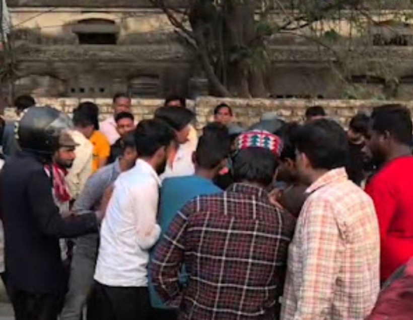 काठगोदाम में दिनदहाड़े नाबालिगों ने युवक को घोंपा चाकू, क्षेत्र में मचा हड़कंप…..