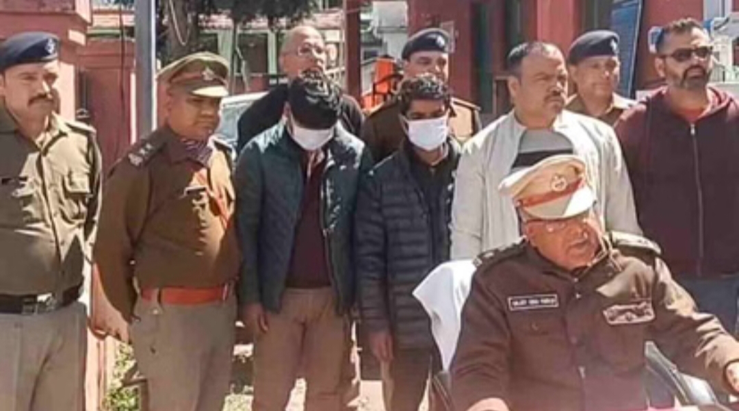 नकली आभूषणों पर हॉलमार्क लगाने वाले गिरोह का पर्दाफाश, दो शातिर गिरफ्तार…….