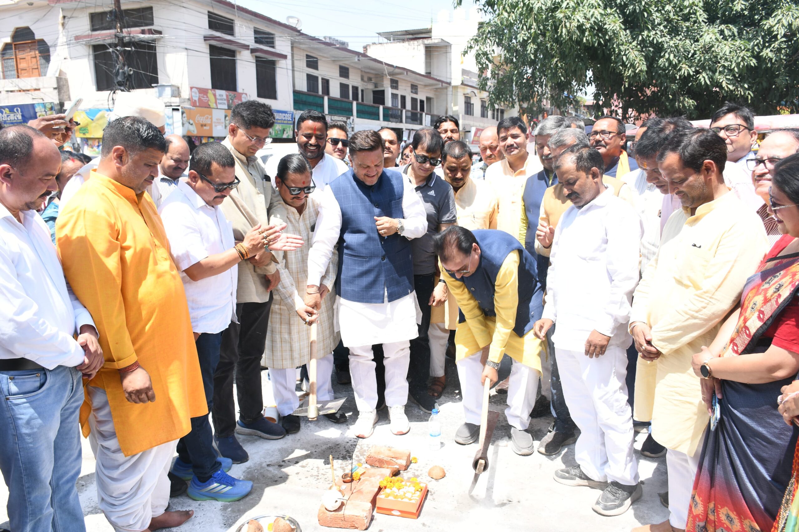 948.94 लाख की ट्रंक सीवरेज योजना का हुआ शुभारंभ, सांसद अजय भट्ट और महापौर गजराज सिंह बिष्ट ने किया भूमि पूजन….