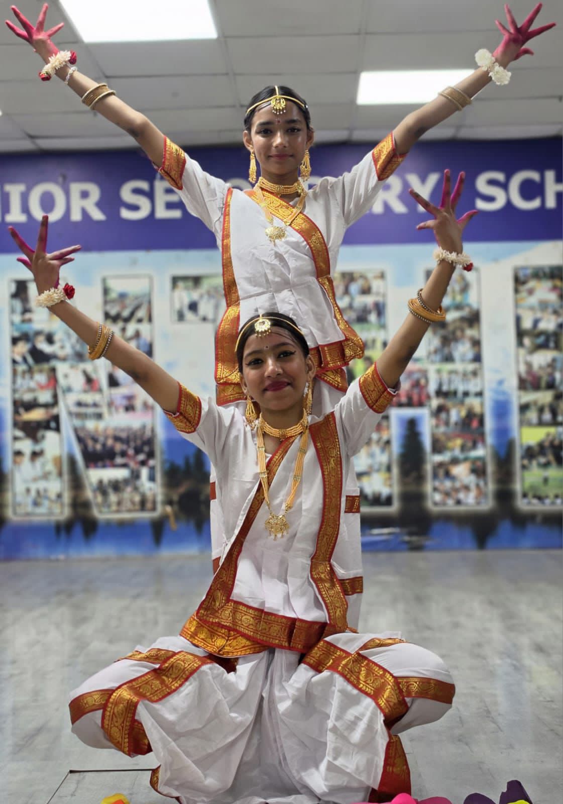 सिंथिया सीनियर सेकेंडरी स्कूल में धूमधाम से मनाया गया अंतर्राष्ट्रीय नृत्य दिवस….. 