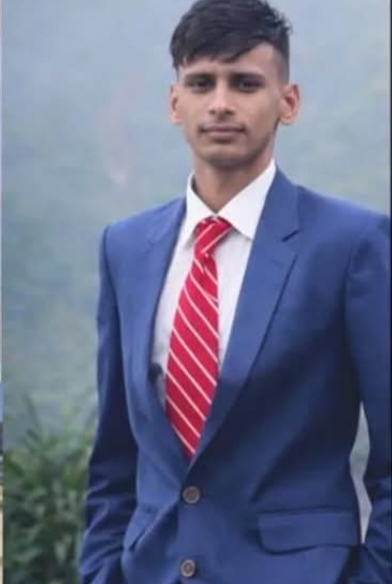 खेल आयोजन के दौरान गले में भाला लगने से छात्र की मौत, परिजनों में मचा कोहराम……