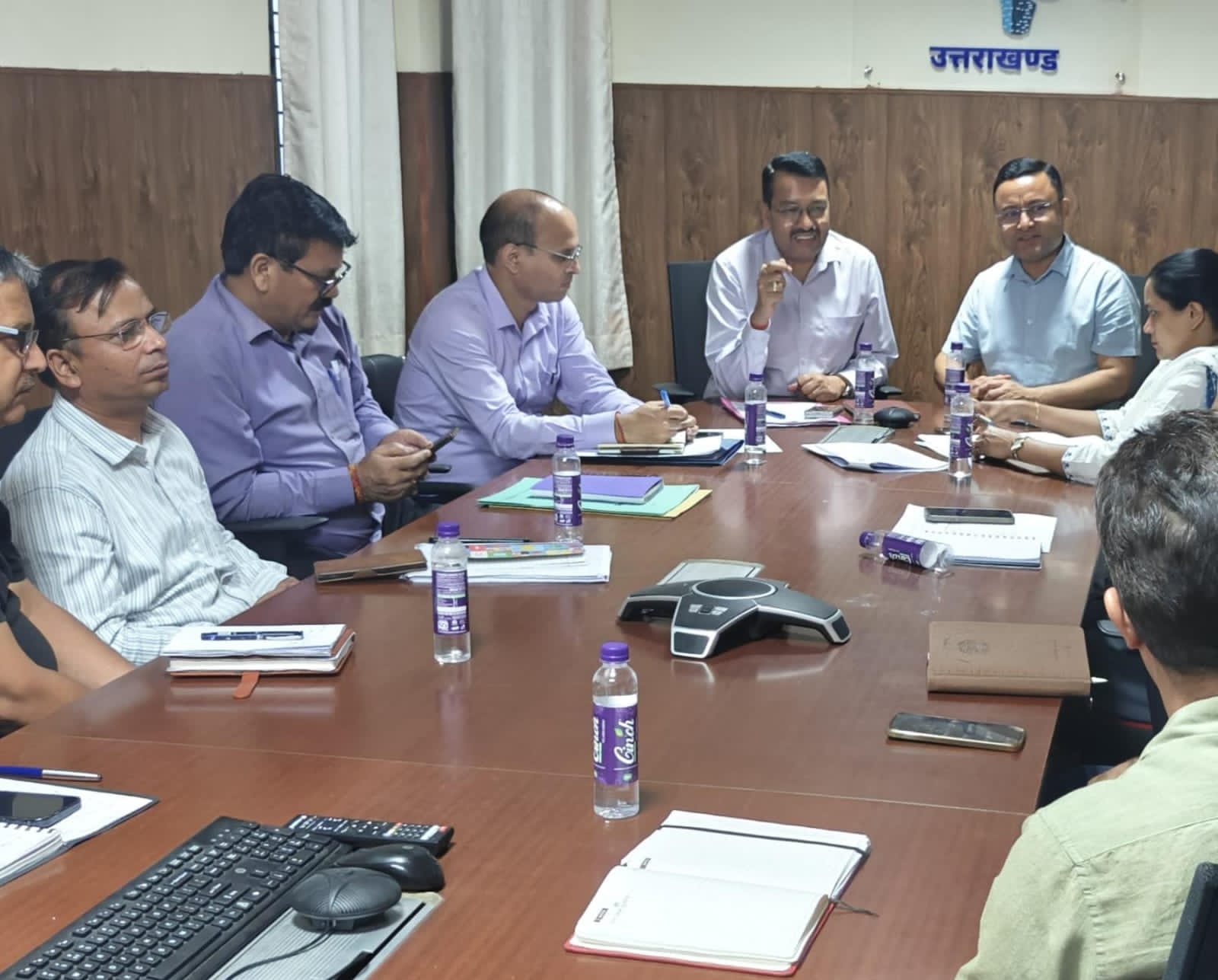 सिटी मजिस्ट्रेट और नगर आयुक्त ने की, विभिन्न कार्यदाई संस्थाओं के अधिकारियों के साथ बैठक, कार्यों में तेजी लाने के निर्देश..
