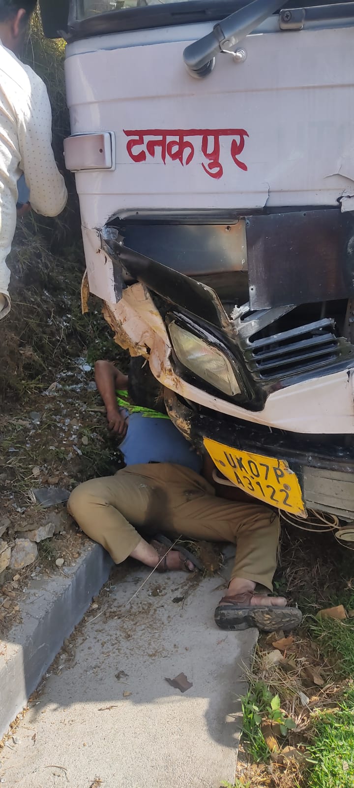 अपनी जान देकर बचाई, 34 यात्रियों की जिंदगी…..