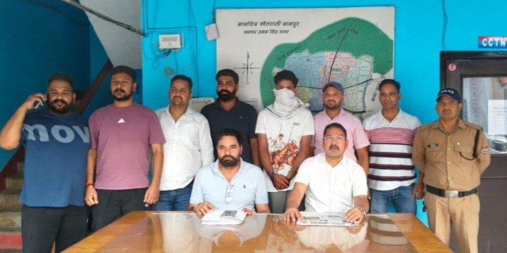 ड्रोन के जरिए पाकिस्तान से मंगवाता था हथियार और ड्रग्स, गिरफ्तार….