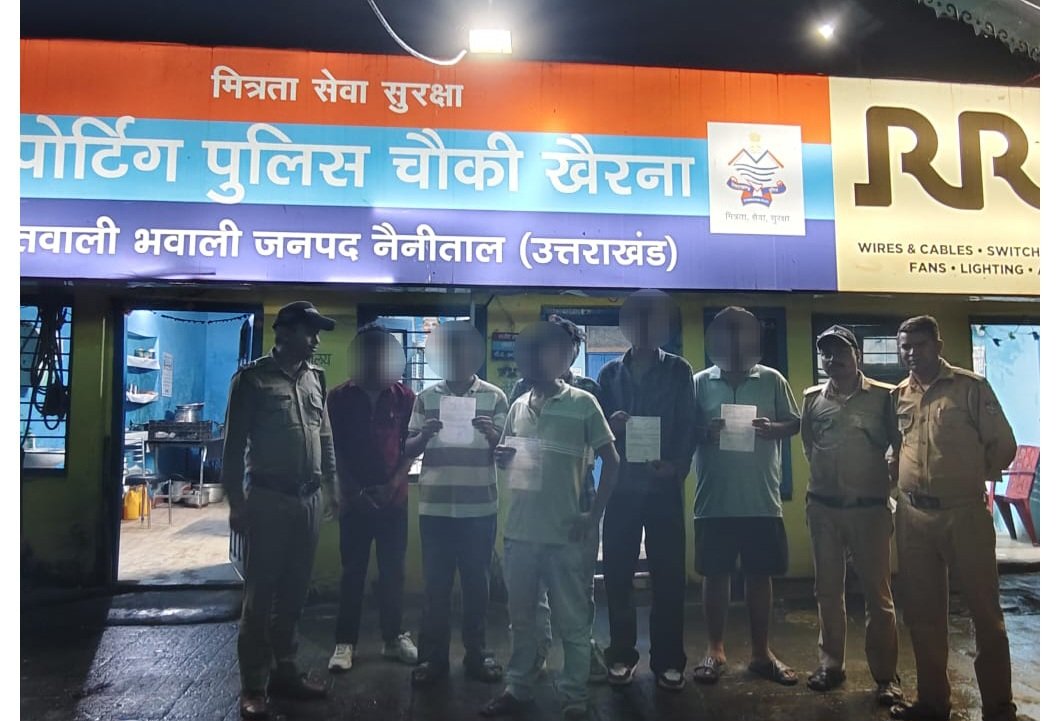 नशे में कार दौड़ाना पड़ा भारी, चालक सहित छह गिरफ्तार….