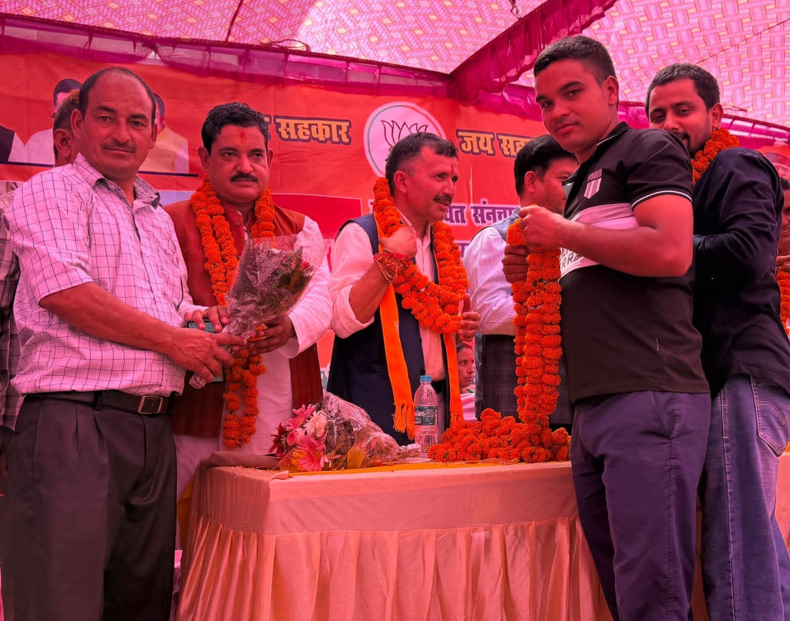 सहकारिता के नव निर्वाचित प्रतिनिधियों का भव्य अभिनंदन, ‘हम साथ हैं, साथ रहेंगे’ से गूंजा ओखलकांडा….
