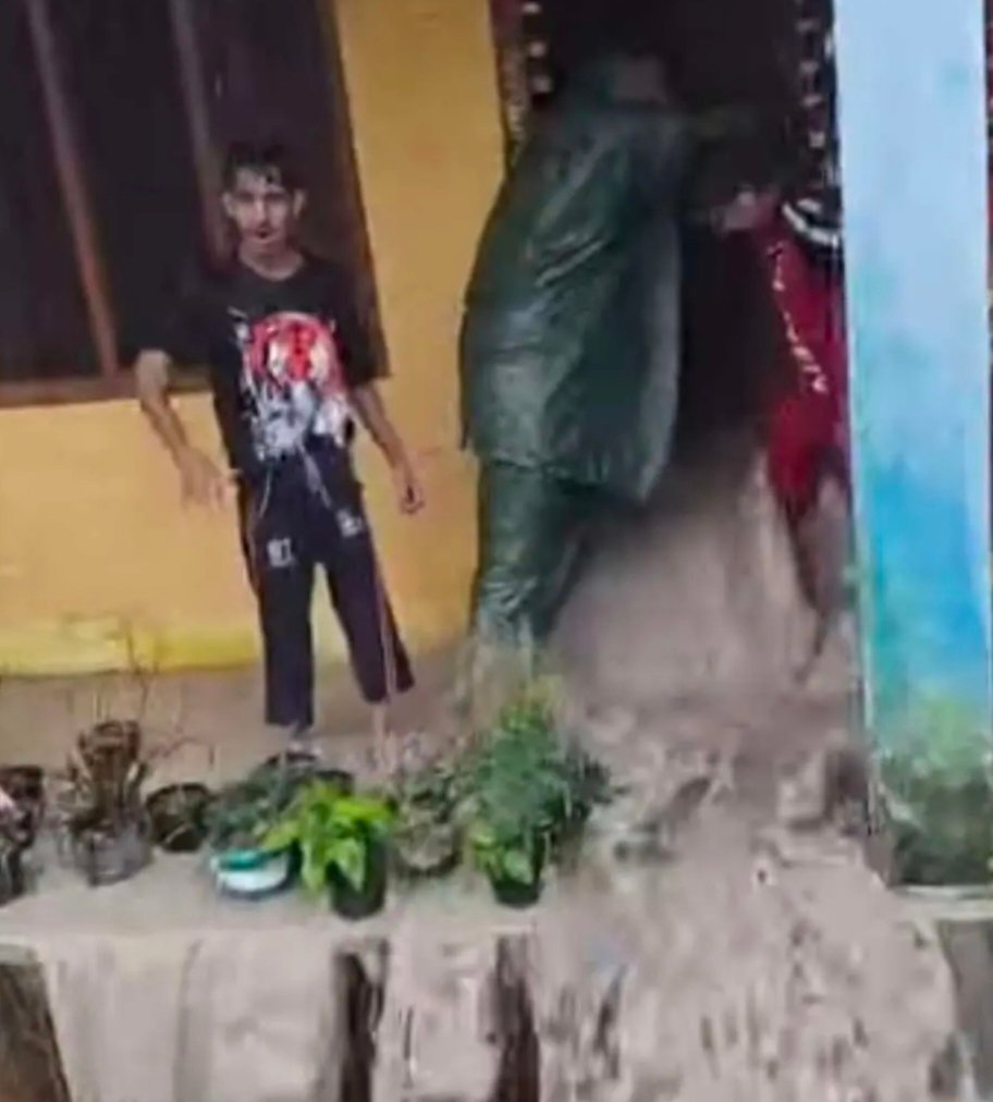 ककड़िया नाले के उफान से मची तबाही, घरों में घुसा मलबा; 23 परिवारों को किया गया शिफ्ट…